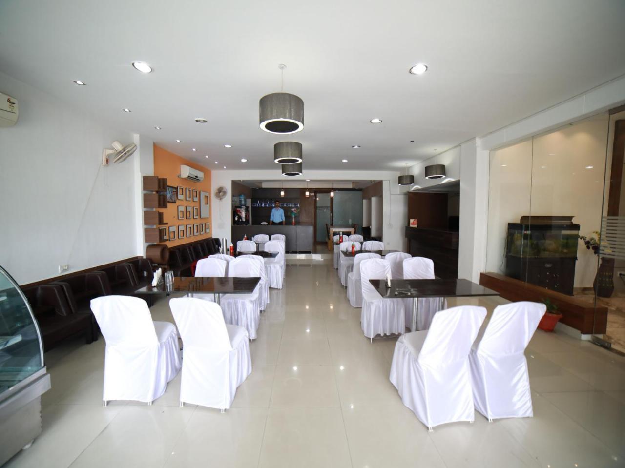 Oyo 15561 Corporate Villa Jammu Exterior photo